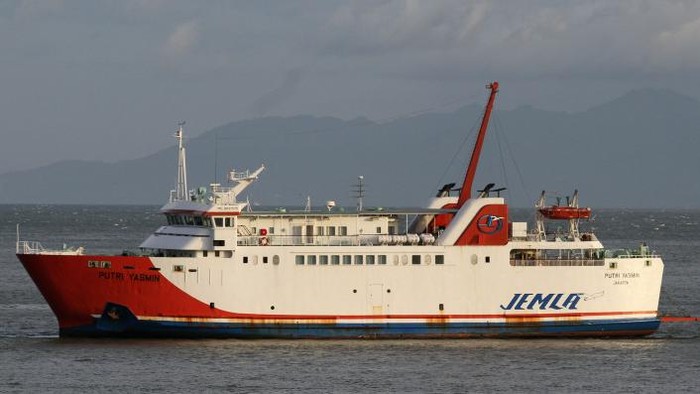 KMP Putri Yasmin. (Dok. maritimeoptima.com)