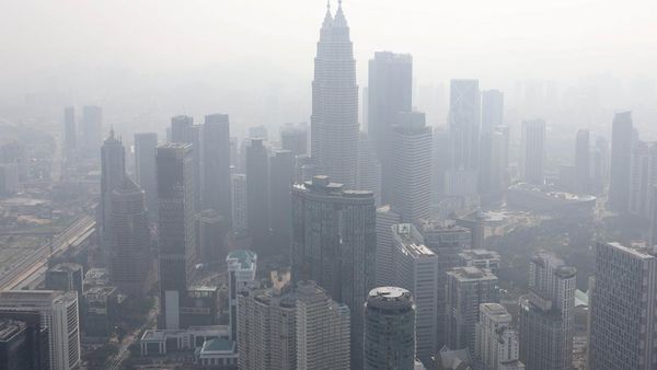 Potret Malaysia Terdampak Kabut Asap dari Kalimantan