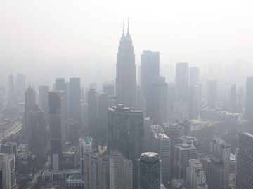 Potret Malaysia Terdampak Kabut Asap dari Kalimantan