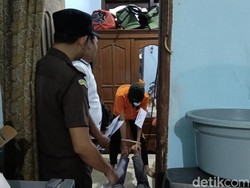 Kejinya Anak-Pacar Bunuh Ayah Angkat Terungkap di 59 Adegan Rekonstruksi