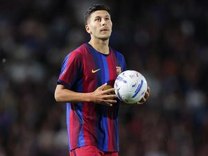 Mau Dilepas Barcelona, Roony Bardghji Malah Cedera