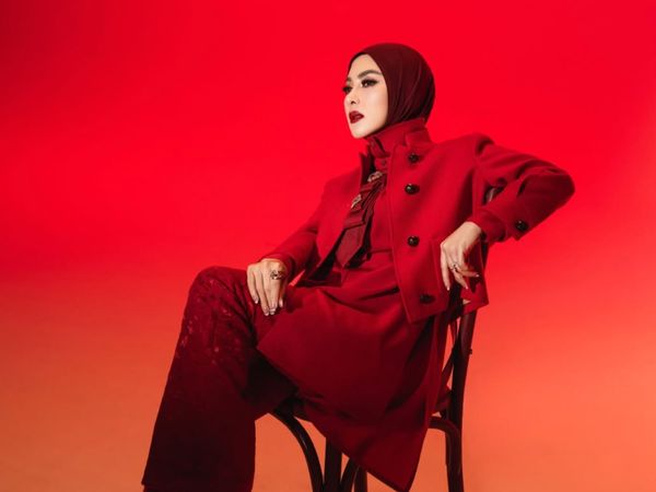 Syahrini Gak Masalah Wajah Dijadikan Meme: Urusan Kita Berbuat Baik Saja