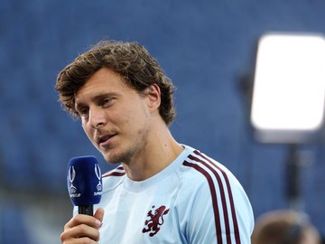 Lawan PSG, Aston Villa Pemanasan Bersaing di Level Tertinggi Eropa