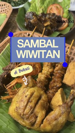 Video: Puas Makan Iga Bakar dan Kulit Ayam Kriuk di Sambal Wiwitan Bekasi 