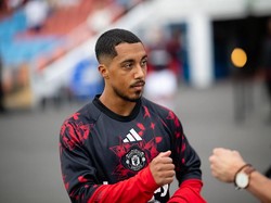 Tielemans Bahagia di Villa, tapi Senang Akhirnya Dibajak MU