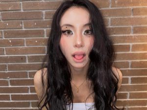 Video: Chaeyoung TWICE Umumkan Keluar dari JYP Entertainment