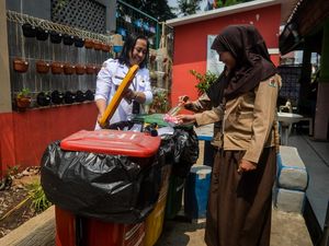 Edukasi Pilah Sampah Sejak Dini, Siswa Sekolah Dasar Belajar Jaga Lingkungan