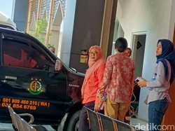Eks Bupati Sumbawa Tersangka Korupsi Masker Dilimpahkan ke Jaksa