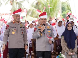 Kapolda Riau Lapor Capaian 110 Jembatan dan Ekspedisi di Daerah 3T ke Prabowo