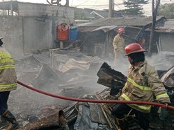 Kebakaran Lapak Rongsokan di Bogor, Pemilik Luka Bakar
