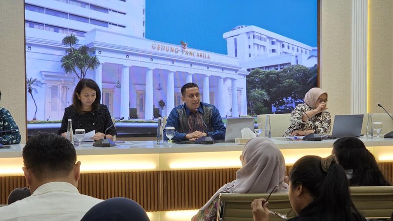 Respons Kemlu soal Sorotan Asap Karhutla di Kalimantan Terbawa ke Malaysia