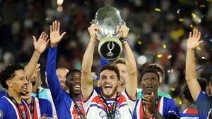 Kvaratskhelia Terus Menggila di PSG, Layak Raih Ballon dOr 2026?