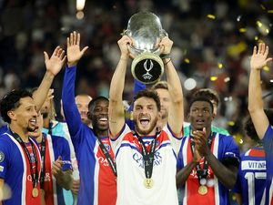 Kvaratskhelia Terus Menggila di PSG, Layak Raih Ballon dOr 2026?