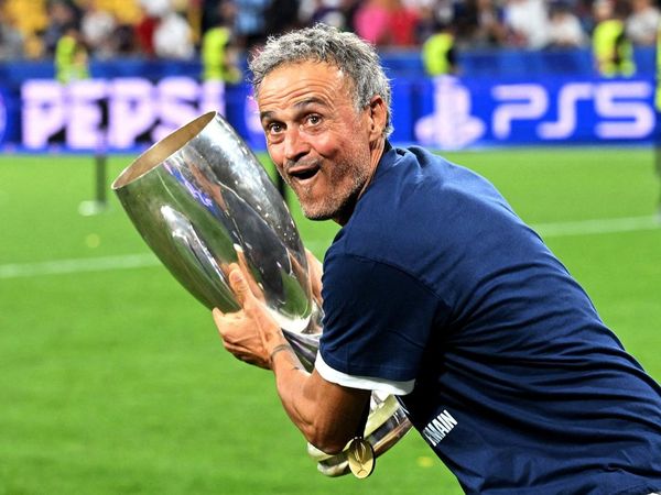 Luis Enrique di PSG: 3 Tahun, 13 Trofi