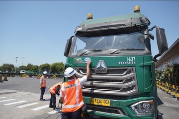 Pelindo Gelar Uji Emisi di TTL dan TPS, Targetkan 100 Truk Peti Kemas