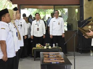 254 Kepala Sekolah di Sidoarjo Dikukuhkan, Subandi Wanti-wanti Hal Ini