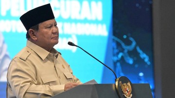 Sebut Motor Listrik Hemat 50%, Prabowo: Yang Pakai Motor Bensin, Ya Rasain