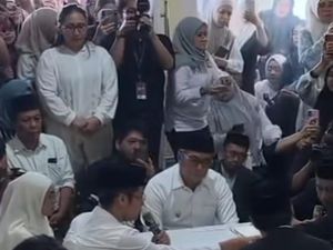 Haru Putri Erwin Hatta Nikah Depan Jenazah Sang Ayah Sebelum Dimakamkan