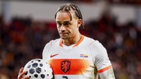 Xavi Simons Antusias Dilatih Xavi