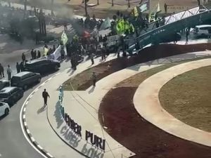 Ramai Demo di Metland Cyber Puri Tangerang, Tuntut soal Hak Atas Tanah