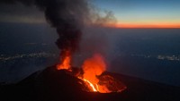 Erupsi Etna Memasuki Hari Ketujuh, Awan Abu Selimuti Sisilia