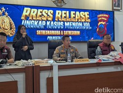 Pria Blora Dibekuk Usai Peras Kenalan Medsos Pakai Foto Syur