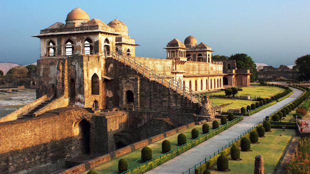 Kota Indore, India Jahaz Mahal (called Ship Palace in english) in Mandu, Madhya Pradesh state of India. It was named so as it appears as a ship floating in water. It was built by Sultan Ghiyas-ud-din-Khilji during 14th Century and it served as a harem for the sultan.