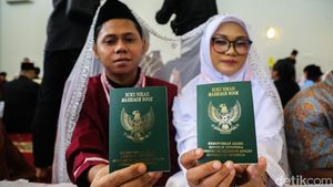 Momen Haru 30 Pasangan Jalani Akad Nikah Gratis