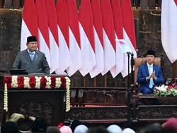 Prabowo Klaim Penghasilan Ojol Naik 3 Kali Lipat Berkat Pangkas Tarif Aplikasi