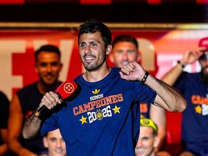 Rodri Siap Bertahan Jika Tawaran Barca Tidak Cocok