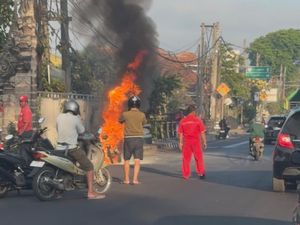 Motor Suzuki Thunder Milik Warga Jembrana Terbakar Usai Isi Pertalite 10 Liter