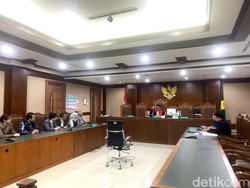 Kejagung Minta Hakim Tolak Praperadilan Eks Waka BGN Lodewyk Terkait Penyitaan