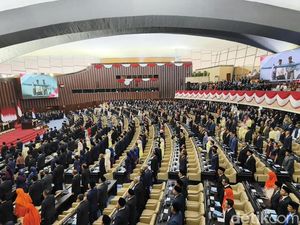 Ketua DPD: Transformasi Ekonomi Prabowo Ibarat Mencabut Duri dalam Daging