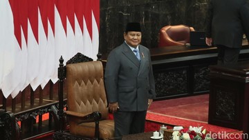 Prabowo: Harga Pupuk Turun 20%, Laba Pupuk Indonesia Naik 252,8%