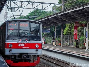 Naik KRL-Transjakarta Cuma Rp 8 Saat 17 Agustus