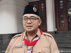 Kata Farhan soal Desil Warga Bandung Naik Mendadak