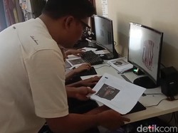 Kisah Ahyarudin Hasan, Menjahit Disiplin di Balik Kain Jersey