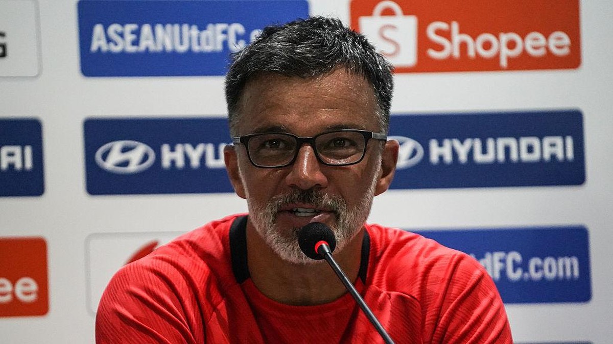Pelatih Thailand, Anthony Hudson. Foto: NurPhoto via Getty Images/NurPhoto