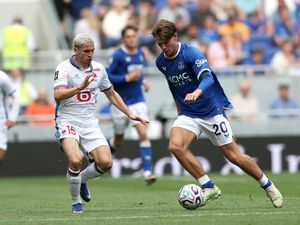 Everton Vs Lille: Calvin Verdonk Cs Tutup Pramusim dengan Imbang 1-1