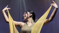 Cerita Penuh Cahaya dari Naura Ayu Juga Penuh Cinta