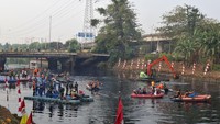 Video: Pemprov DKI Bersama TNI-Polri Bersihkan Sungai Kalijodo Jelang HUT ke-81 RI