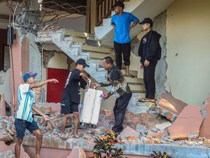 Update Gempa NTT: Penyebab dan Jumlah Korban Tewas
