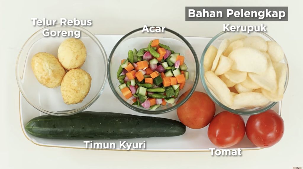 Resep nasi goreng tumpeng merah putih yang pas untuk Agustusan ala Chef Devina Hermawan.