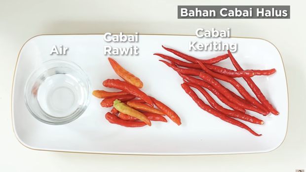 Resep nasi goreng tumpeng merah putih yang pas untuk Agustusan ala Chef Devina Hermawan.