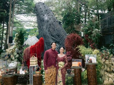 So Happy! Sean Gelael dan Hana Malasan Gelar Lamaran