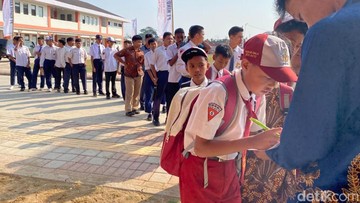 Sekolah Rakyat Jaring Puluhan Ribu Anak Kurang Mampu dari SD-SMA - Infolitik