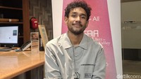 Cerita Teddy Adhitya di Balik Lagu Sombar yang Bikin Haru