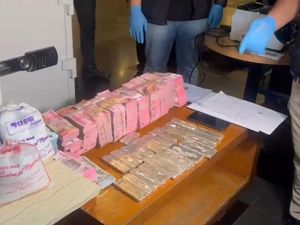 Bareskrim Ungkap 2 WN India Selundupkan Hampir 1 Ton Emas dalam Sebulan ke Dubai