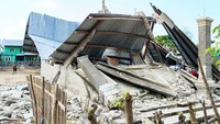 Update Gempa NTT: 53 Orang Meninggal, 135 Terluka