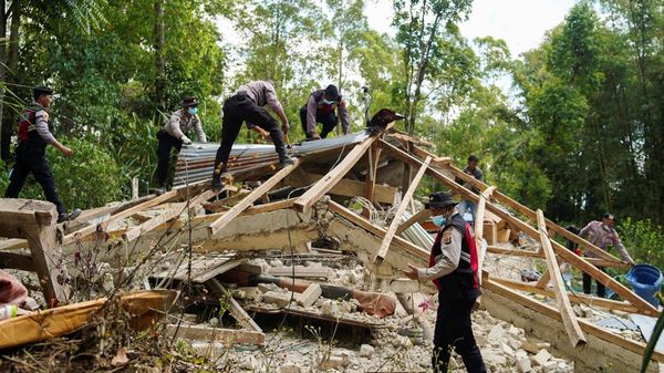 Gempa Guncang Manggarai, Polisi Periksa Rumah yang Rusak Parah